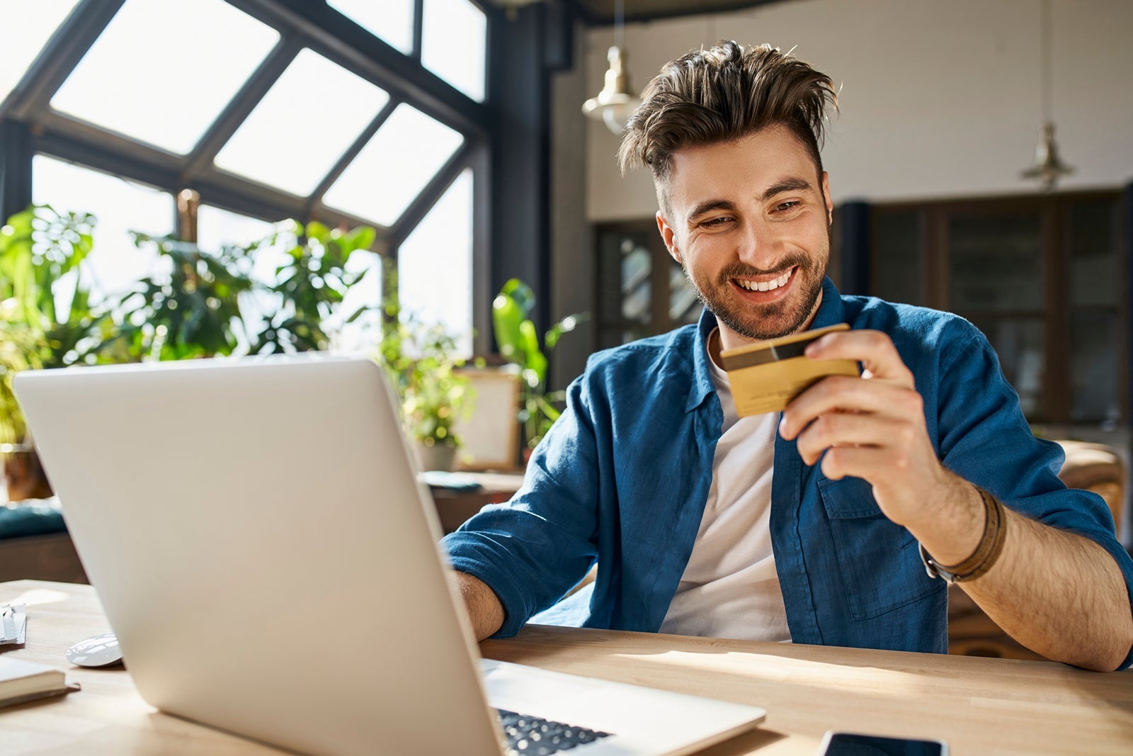 Ink Business Cash vs. Amex Blue Business Cash: no-fee rewarding strategies compared