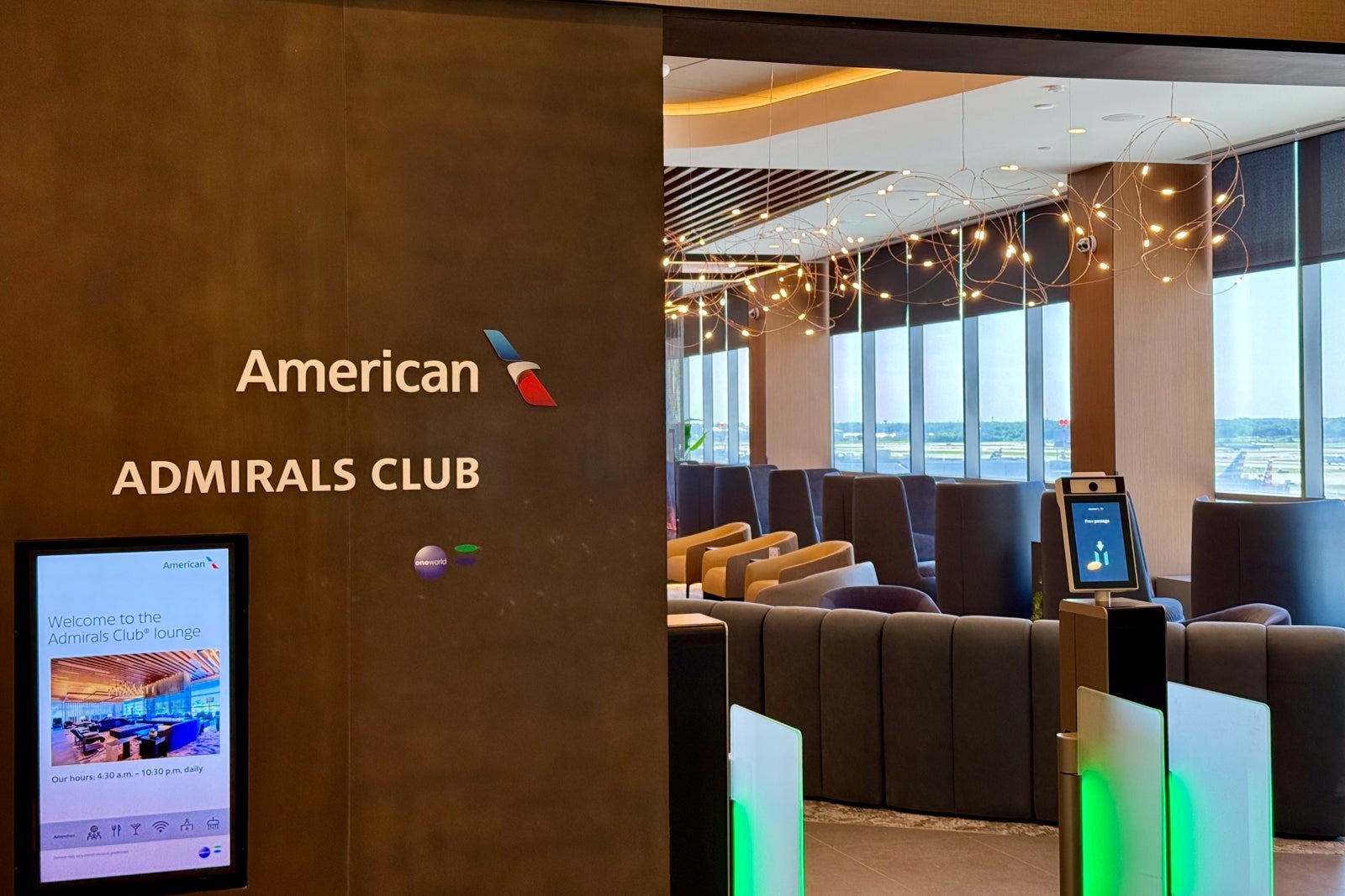 Choosing Your American Airlines Citi Card: Three Options Compared