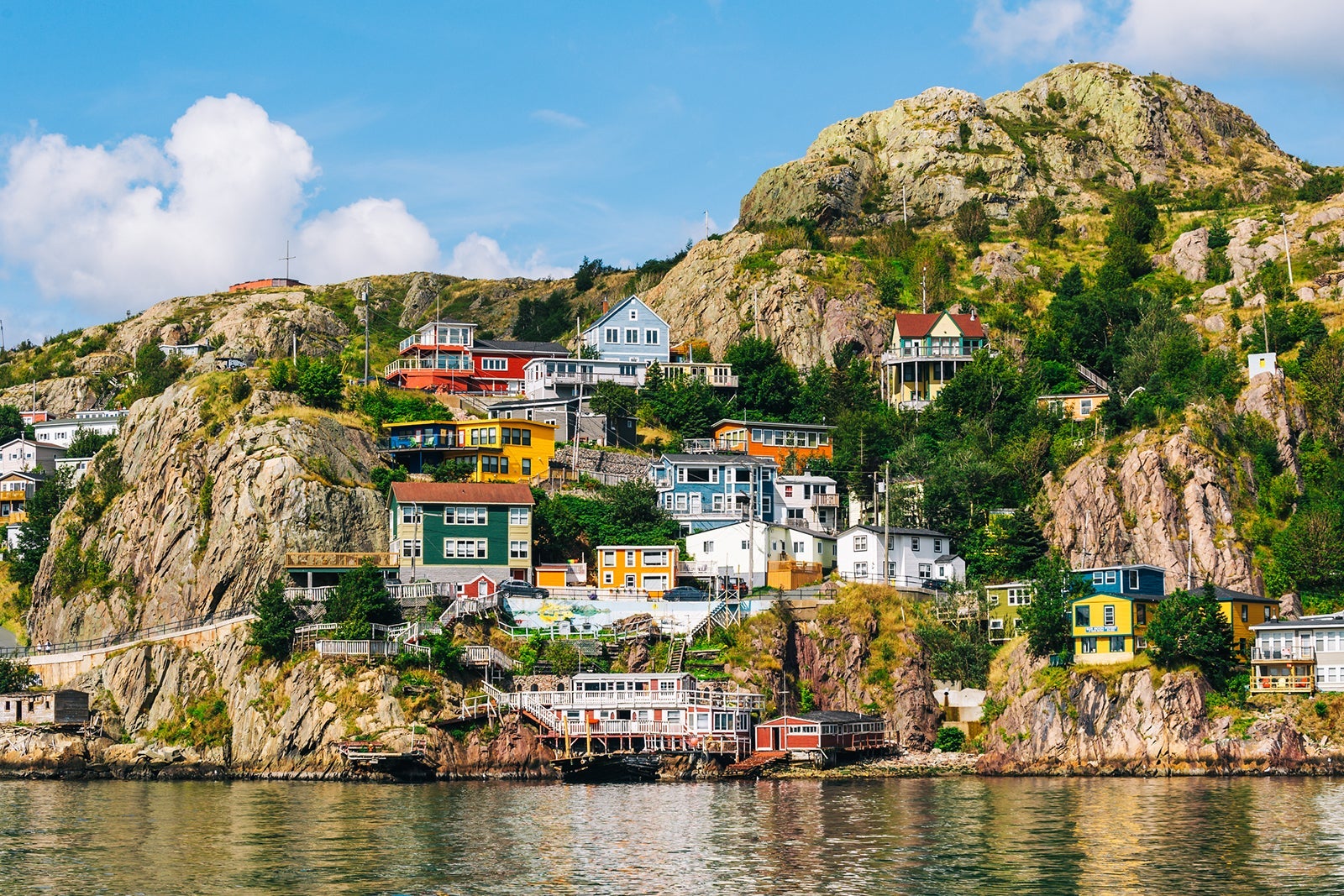 United, Air Canada Launch Six New Cross-Border Routes for Summer 2027