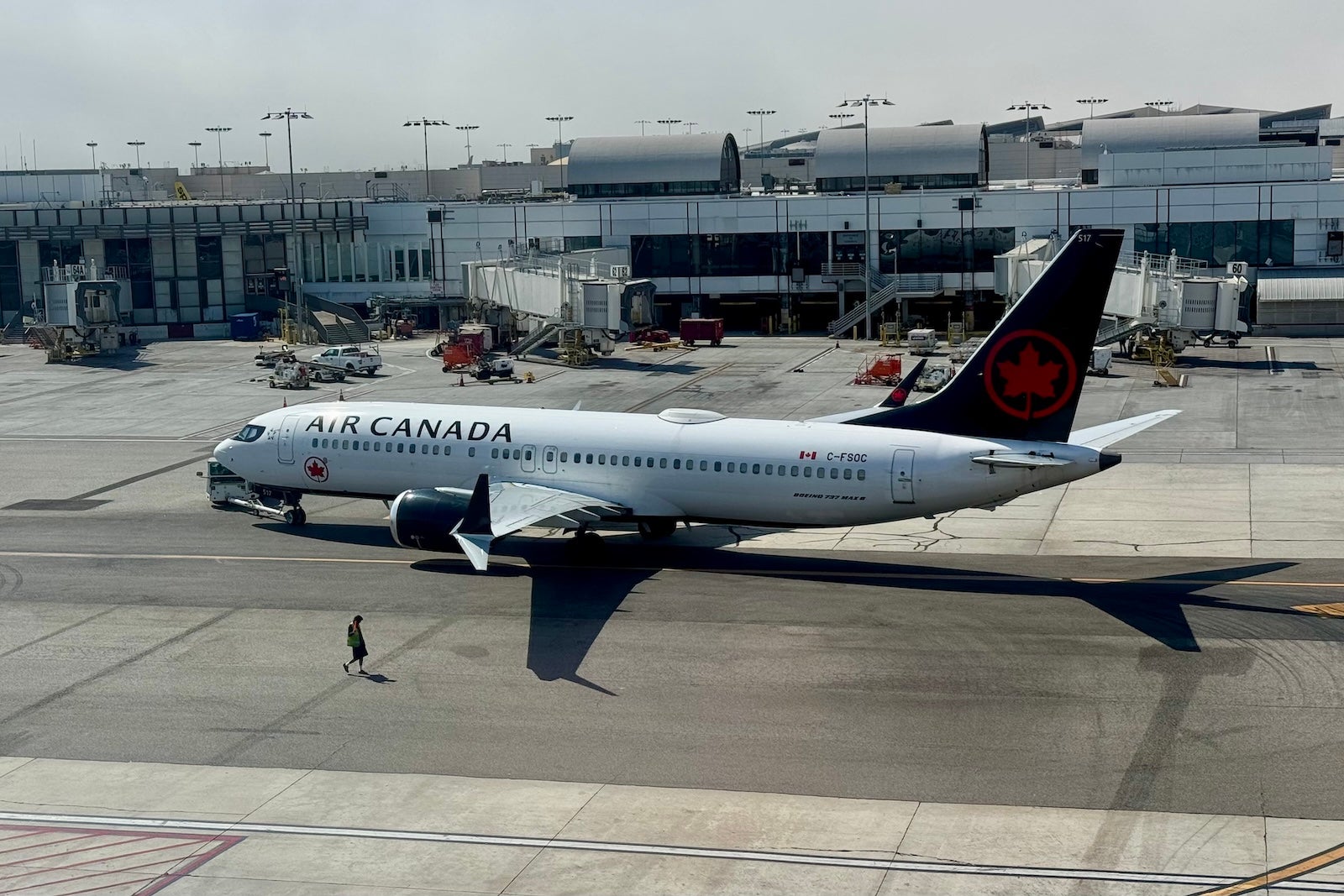 Earn Air Canada Aeroplan Points: Credit Cards, Transfers and Hotels