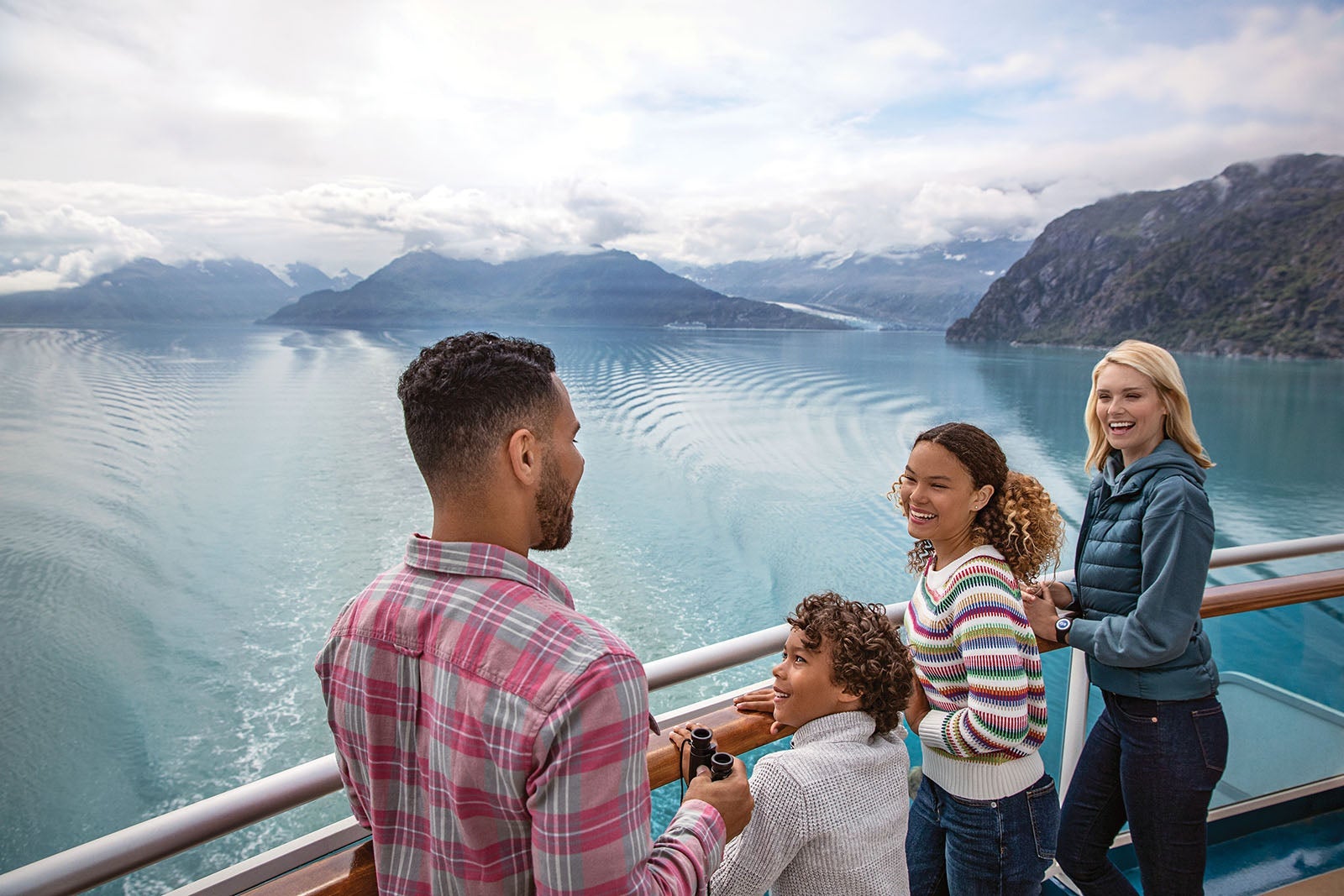 Alaska Cruise Packing: Complete Guide to Weather and Gear
