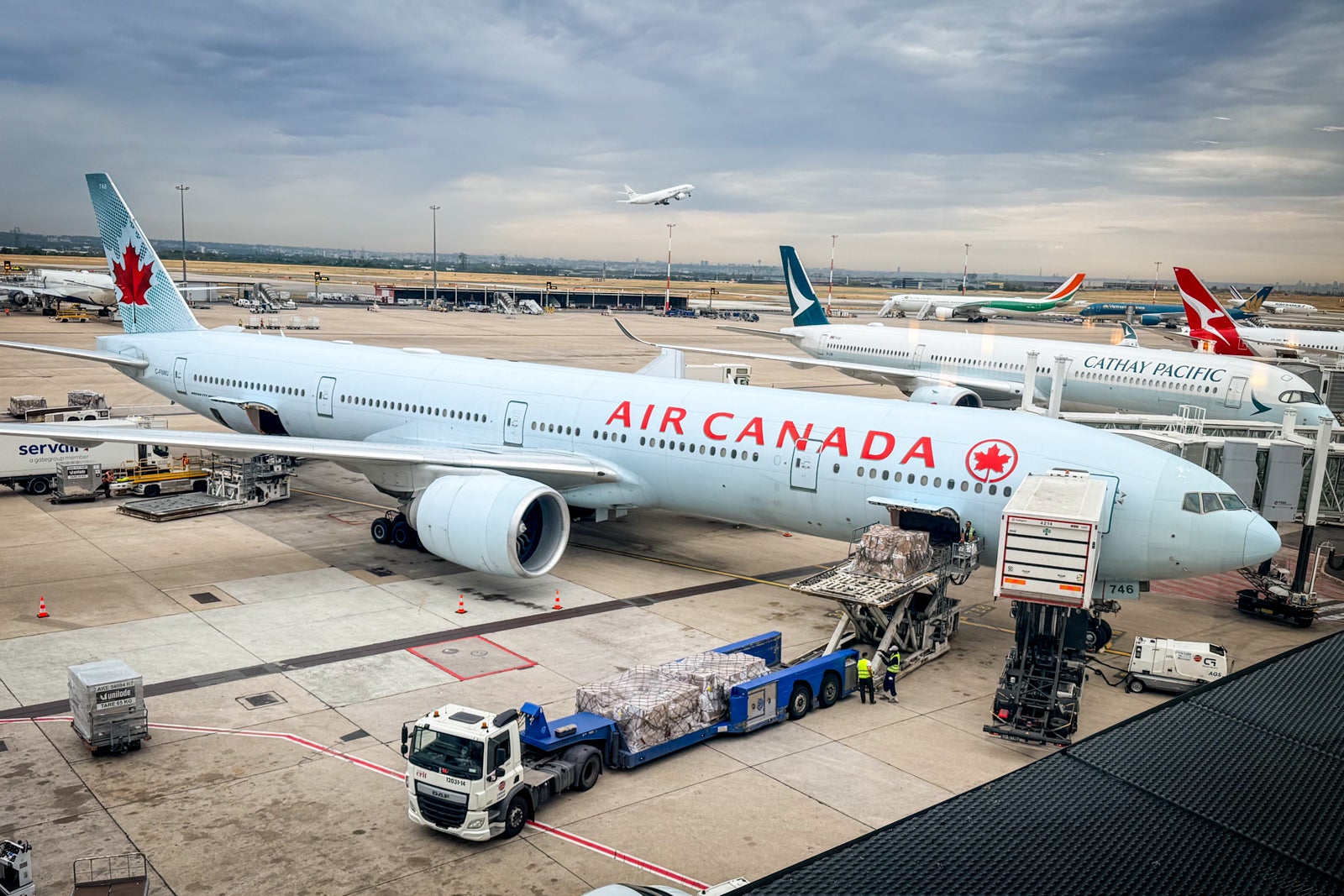 Hyatt-Aeroplan Status Challenge Offers Elite Path and Double Points